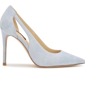 NEW IN BOX Nine West Cut Out Pump - Light Blue 7.5